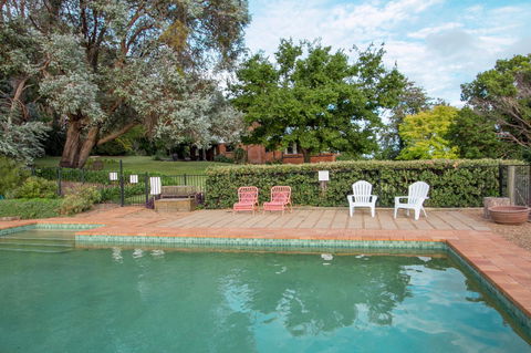 Stay In Mudgee The Grove, The Church, And Premium Private Homestead - Tourism TAS 24