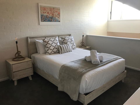 Mariner Bay Apartments - Hobart Tourism 13