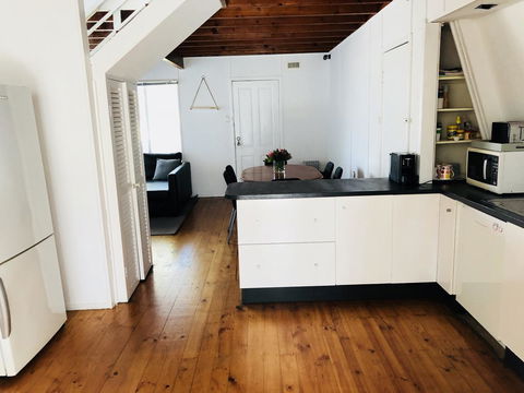 Little Blue Beach House - Tourism TAS 10