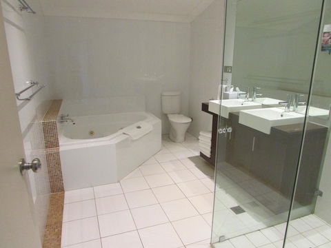 Crowne Plaza Hawkesbury Valley, An IHG Hotel - Tourism TAS 14