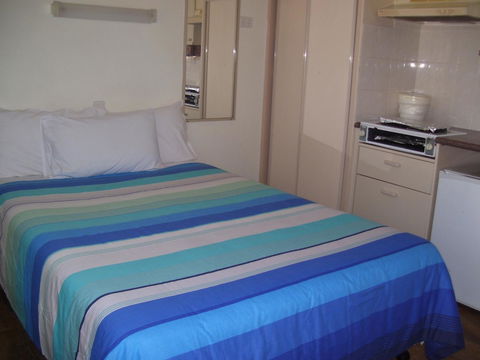 Glenwood Tourist Park & Motel - Hobart Tourism 14
