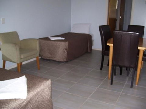 Glenwood Tourist Park & Motel - Hobart Tourism 12