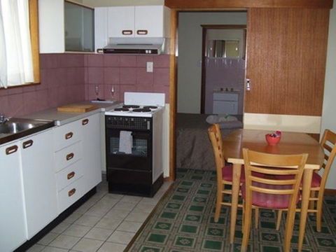 Glenwood Tourist Park & Motel - Hobart Tourism 9