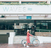 Waves Byron Bay - Hobart Tourism