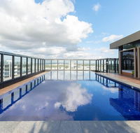 Japanese Style waterfront apt wt rooftop pool - Hobart Tourism