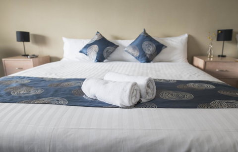 Banjo Paterson Inn - Hobart Tourism 14