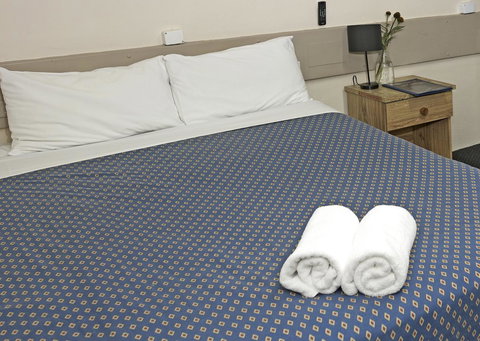 Banjo Paterson Inn - Hobart Tourism 32