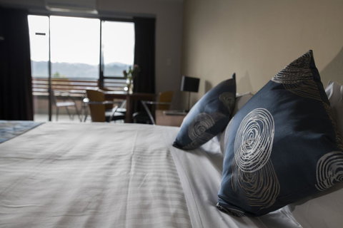 Banjo Paterson Inn - Hobart Tourism 30