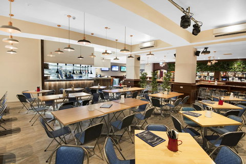 Banjo Paterson Inn - Hobart Tourism 5