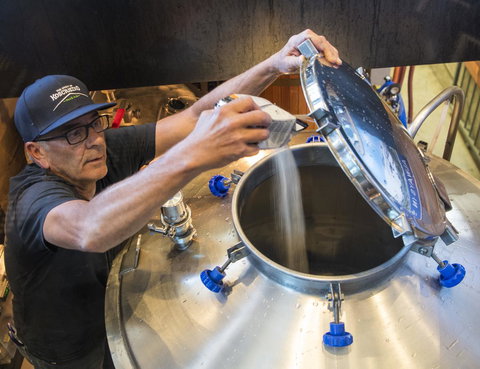 Banjo Paterson Inn - Hobart Tourism 16