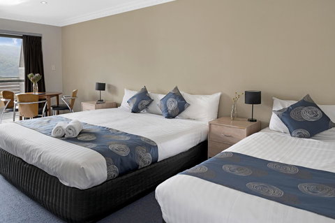 Banjo Paterson Inn - Hobart Tourism 33