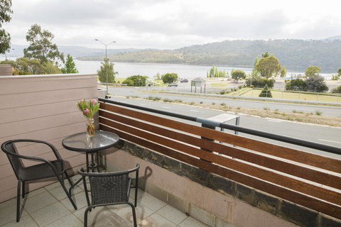 Banjo Paterson Inn - Hobart Tourism 29