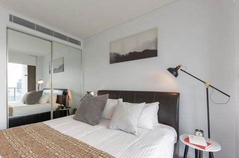 High Rise Apt In Heart Of Sydney Wt Harbour View - Tourism TAS 17