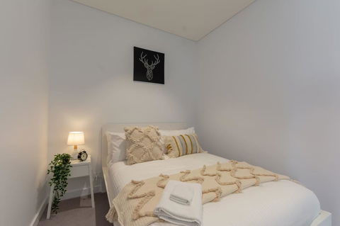 High Rise Apt In Heart Of Sydney Wt Harbour View - Tourism TAS 21