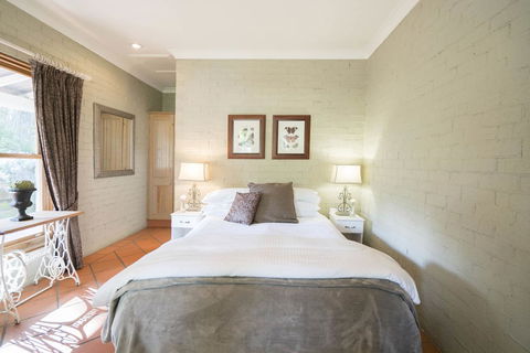 Thistle Hill Guesthouse - Walk To Many Wineries And Restaurants - Hobart Tourism 28
