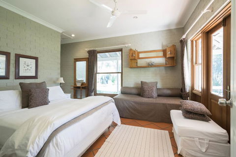 Thistle Hill Guesthouse - Walk To Many Wineries And Restaurants - Hobart Tourism 35