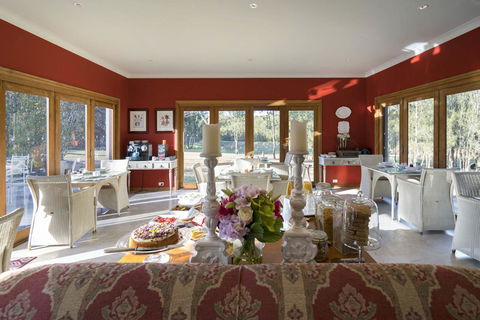 Thistle Hill Guesthouse - Walk To Many Wineries And Restaurants - Hobart Tourism 21