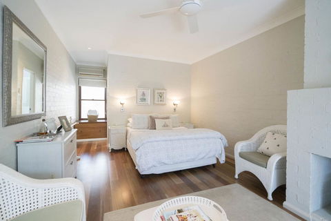 Thistle Hill Guesthouse - Walk To Many Wineries And Restaurants - Hobart Tourism 43