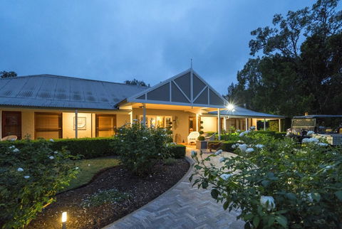 Thistle Hill Guesthouse - Walk To Many Wineries And Restaurants - Hobart Tourism 0