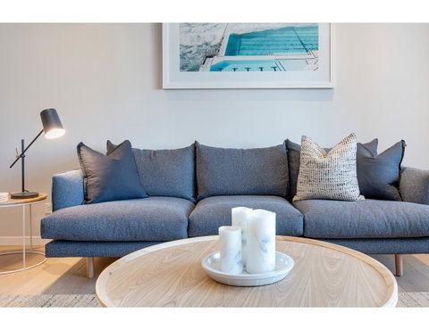 Oceanside Elegance At Superb Home Steps From Sand - Tourism TAS 7