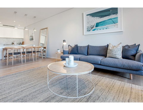 Oceanside Elegance At Superb Home Steps From Sand - Tourism TAS 4
