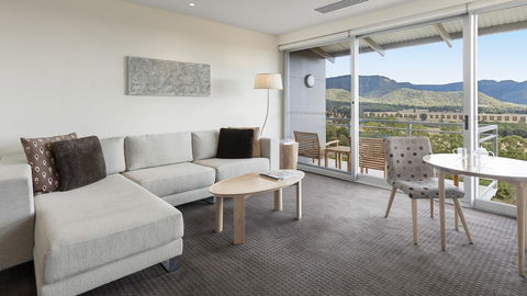 Oaks Cypress Lakes Resort - Hobart Tourism 15