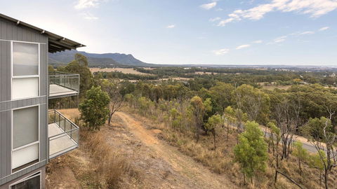 Oaks Cypress Lakes Resort - Hobart Tourism 1