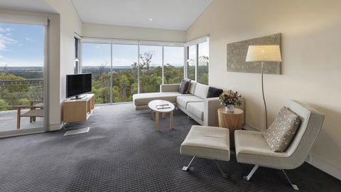 Oaks Cypress Lakes Resort - Hobart Tourism 2