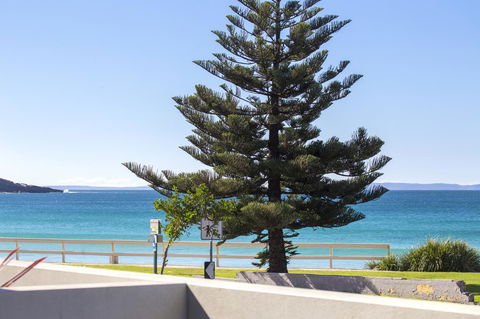 Beachfront 2 - Tourism TAS 19
