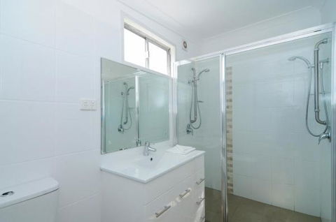 Huskisson Holiday Motel Cabins - Hobart Tourism 31