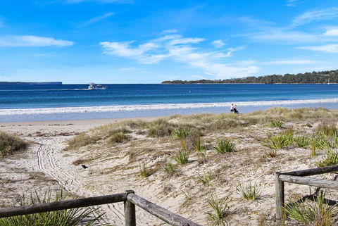 Huskisson Holiday Motel Cabins - Hobart Tourism 15