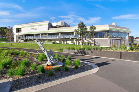 Huskisson Holiday Motel Cabins - Hobart Tourism 8