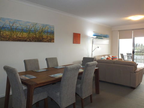Pacific Marina Apartments - Tourism TAS 22