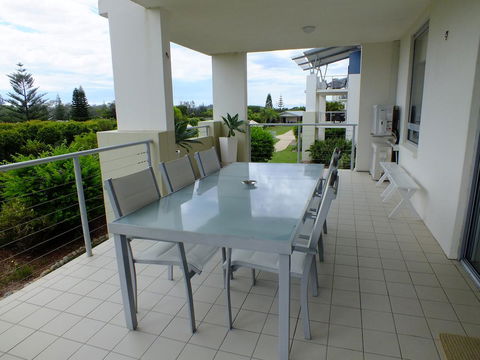 Pacific Marina Apartments - Tourism TAS 31