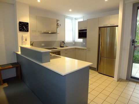 Pacific Marina Apartments - Tourism TAS 15