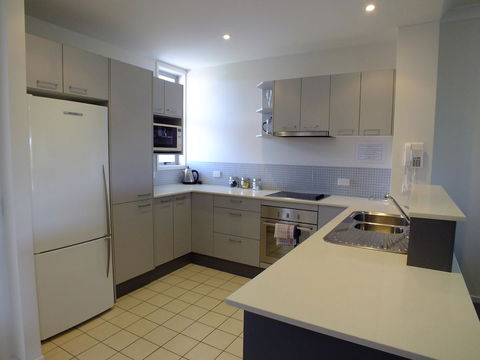 Pacific Marina Apartments - Tourism TAS 9