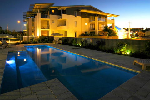 Pacific Marina Apartments - Tourism TAS 3