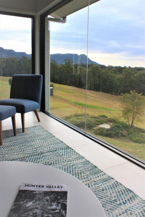 Wine Country Villas - Hobart Tourism 2