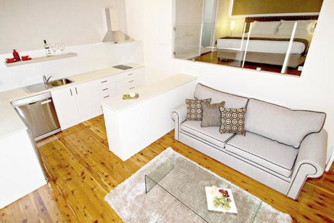 Wine Country Villas - Hobart Tourism 21