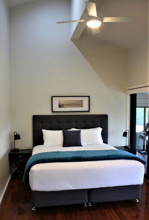 Wine Country Villas - Hobart Tourism 7