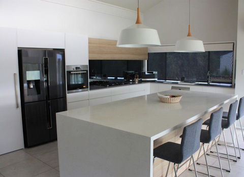 Wine Country Villas - Hobart Tourism 3