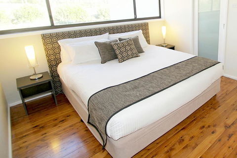 Wine Country Villas - Hobart Tourism 19