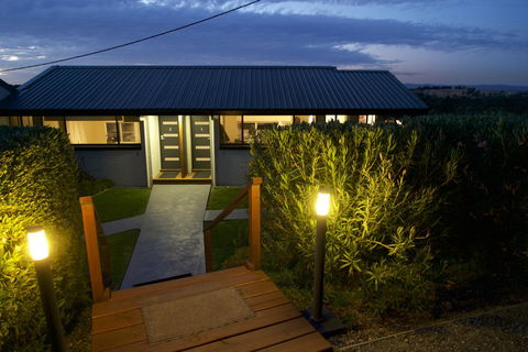 Wine Country Villas - Hobart Tourism 27