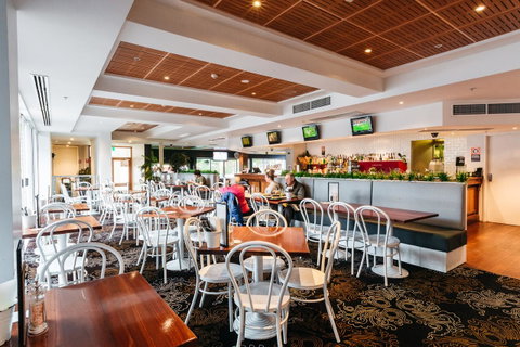 Coniston Hotel Wollongong - Tourism TAS 11