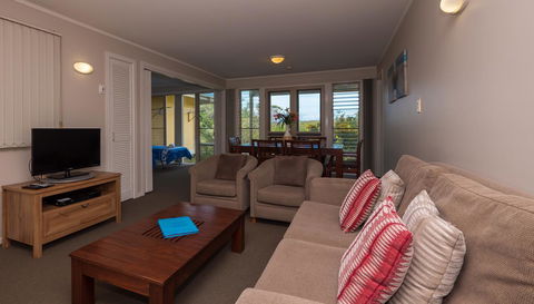 Hastings Cove Holiday Apartments - Hobart Tourism 0