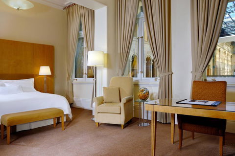 The Fullerton Hotel Sydney - Hobart Tourism 40