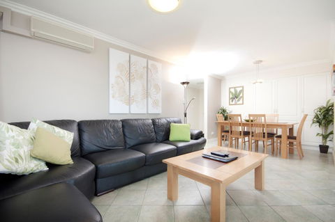 Sails Apartments - Hobart Tourism 19