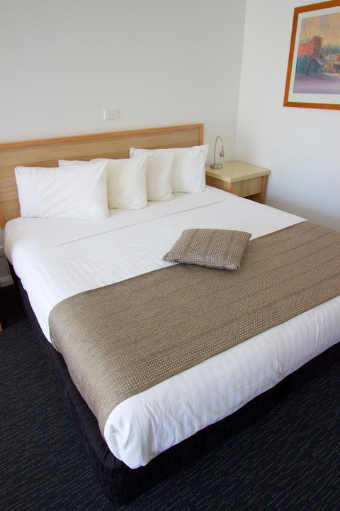 Albury Paddlesteamer Motel - Hobart Tourism 32