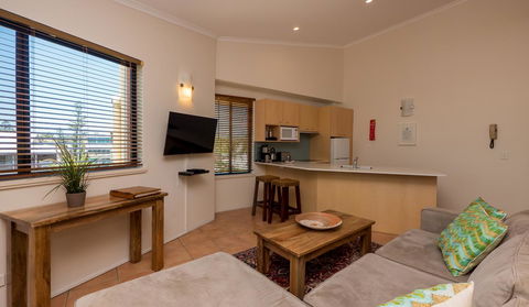 Byron Quarter Apartments - Hobart Tourism 38