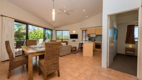 Byron Quarter Apartments - Hobart Tourism 43